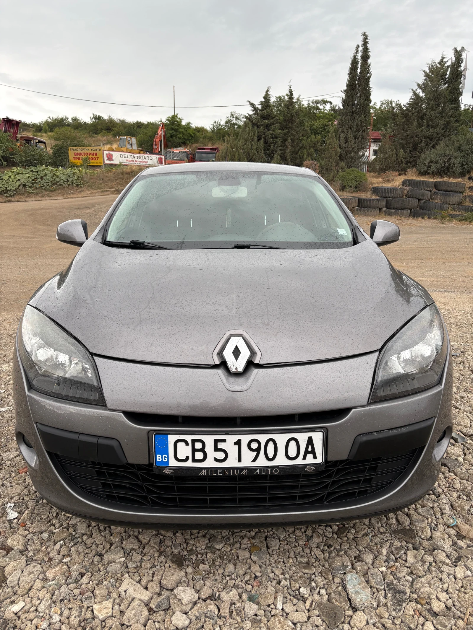 Renault Megane, снимка 2 - Автомобили и джипове - 55407914
