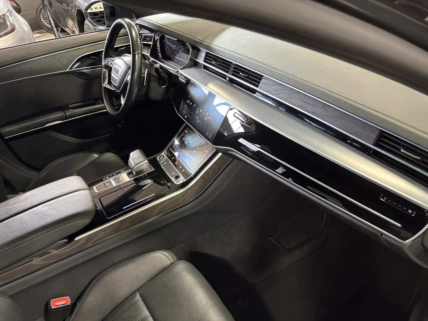 Audi A8 A8L S-LINE QUATTRO NAV 3DCAM BANGOLUFSEN WOODTRIMS, снимка 13 - Автомобили и джипове - 55445779