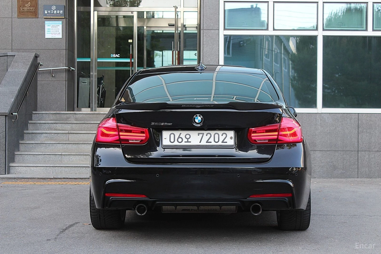 BMW 330 M SPORT* HUD* КОЖА* НАВИ* ПАНО, снимка 4 - Автомобили и джипове - 55557920