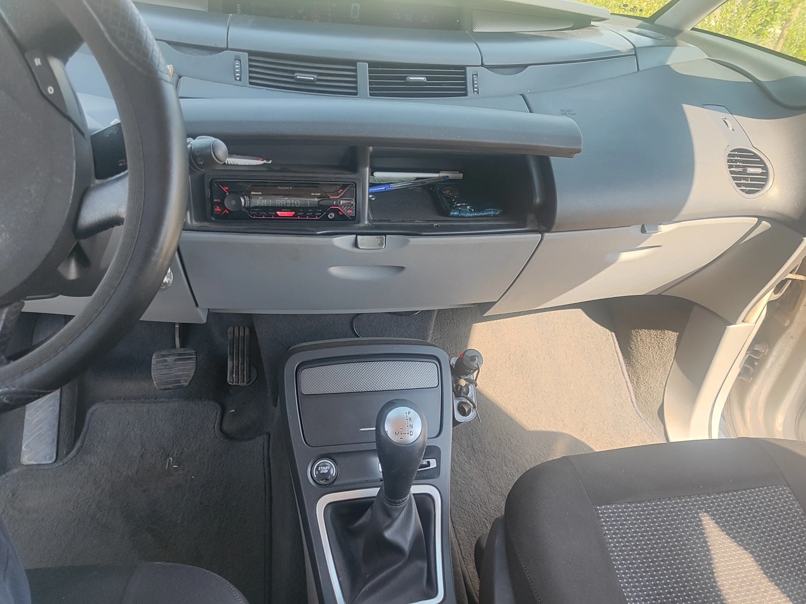 Renault Espace 2.0T, снимка 11 - Автомобили и джипове - 55588603