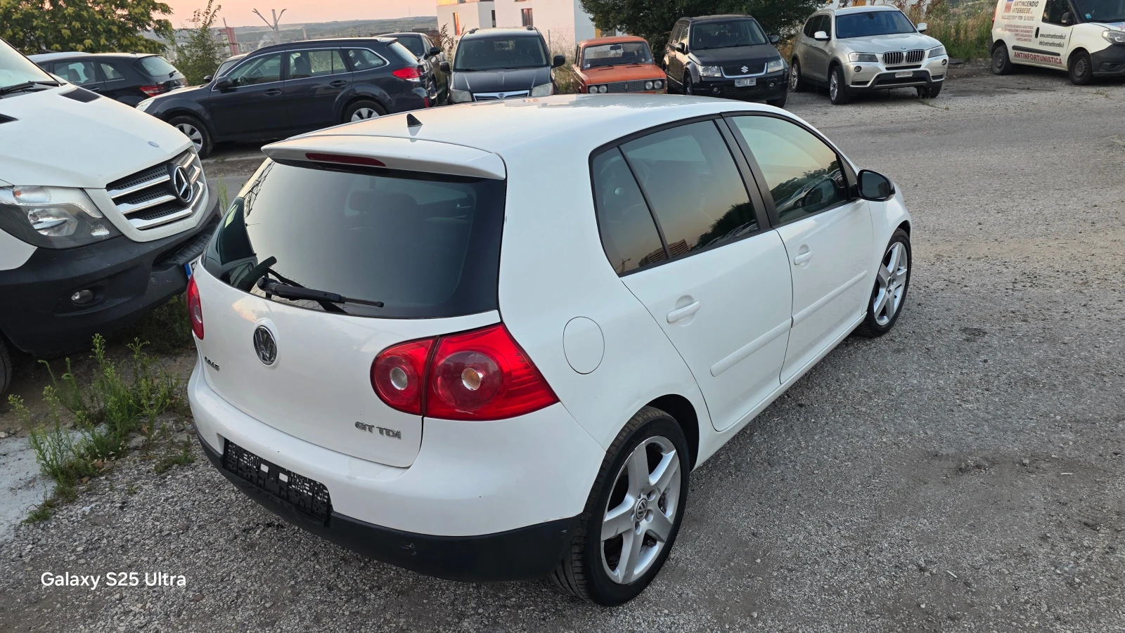 VW Golf 1.9TDI  GT, снимка 10 - Автомобили и джипове - 55631326