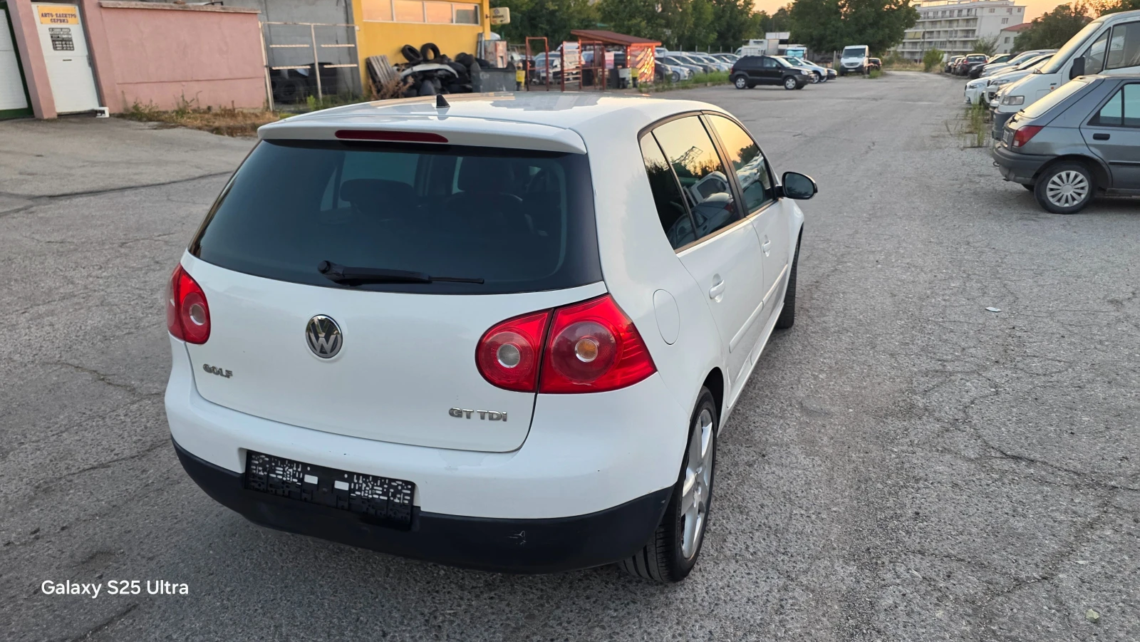 VW Golf 1.9TDI  GT, снимка 13 - Автомобили и джипове - 55631326