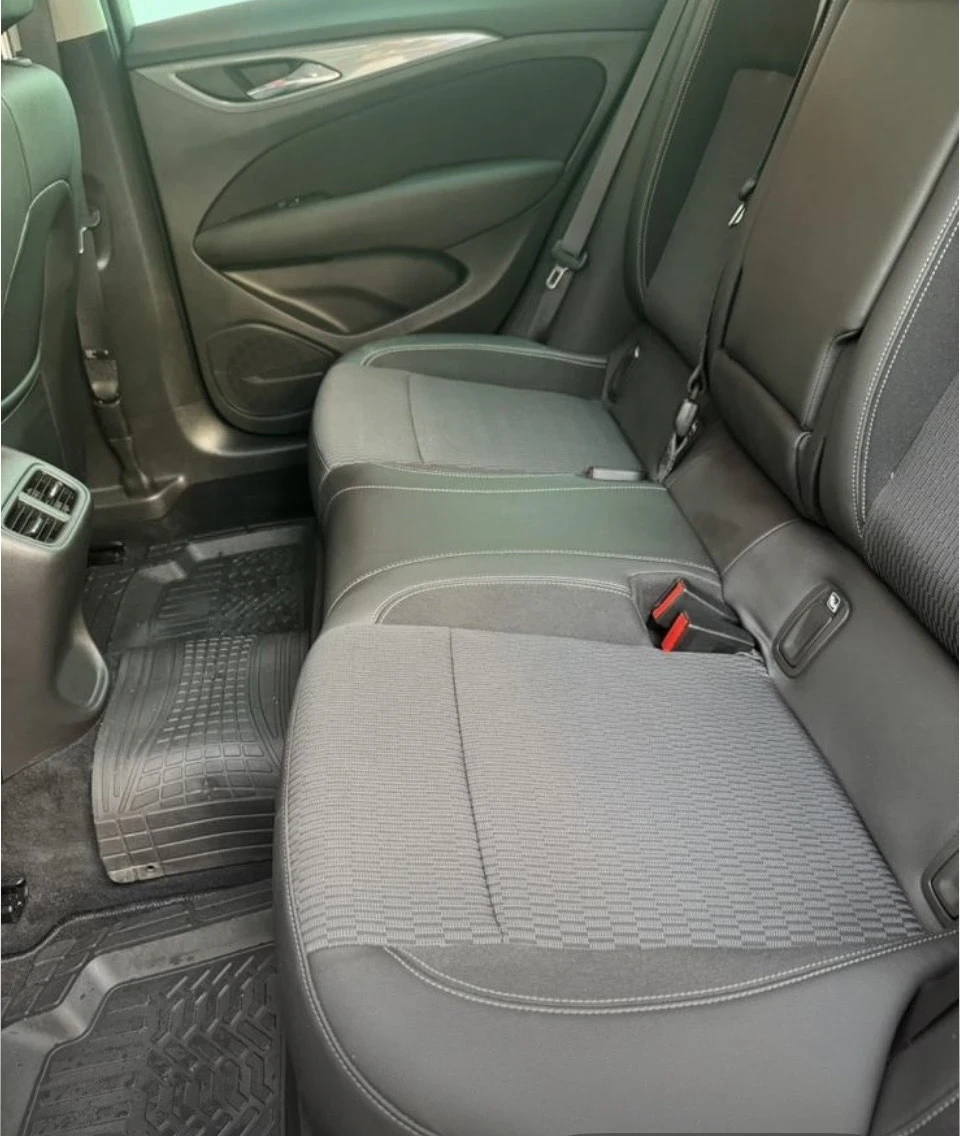Opel Insignia 1.6 dizel turbo, снимка 4 - Автомобили и джипове - 55685337