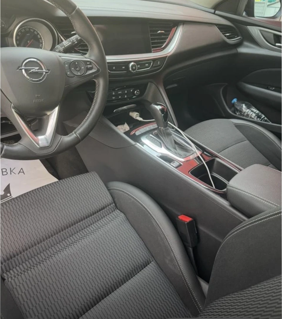 Opel Insignia 1.6 dizel turbo, снимка 5 - Автомобили и джипове - 55685337