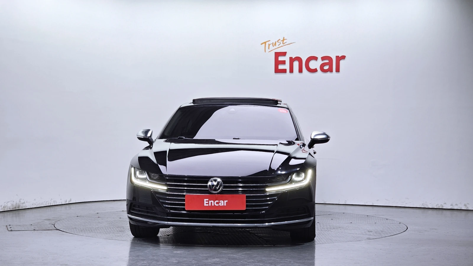 VW Arteon 2.0 TDI* BLIND SPOT* МАСАЖ* ЛЮК* КРАЙНА ЦЕНА, снимка 3 - Автомобили и джипове - 55983910