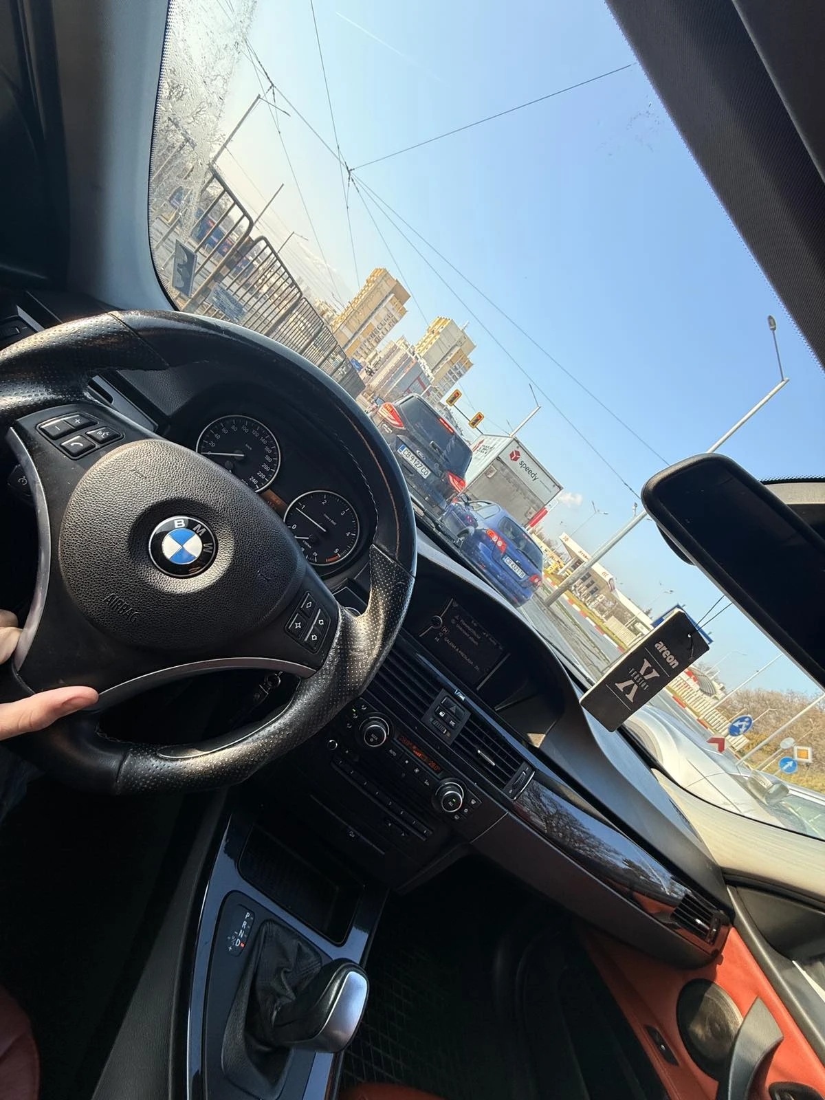 BMW 320, снимка 16 - Автомобили и джипове - 56032533