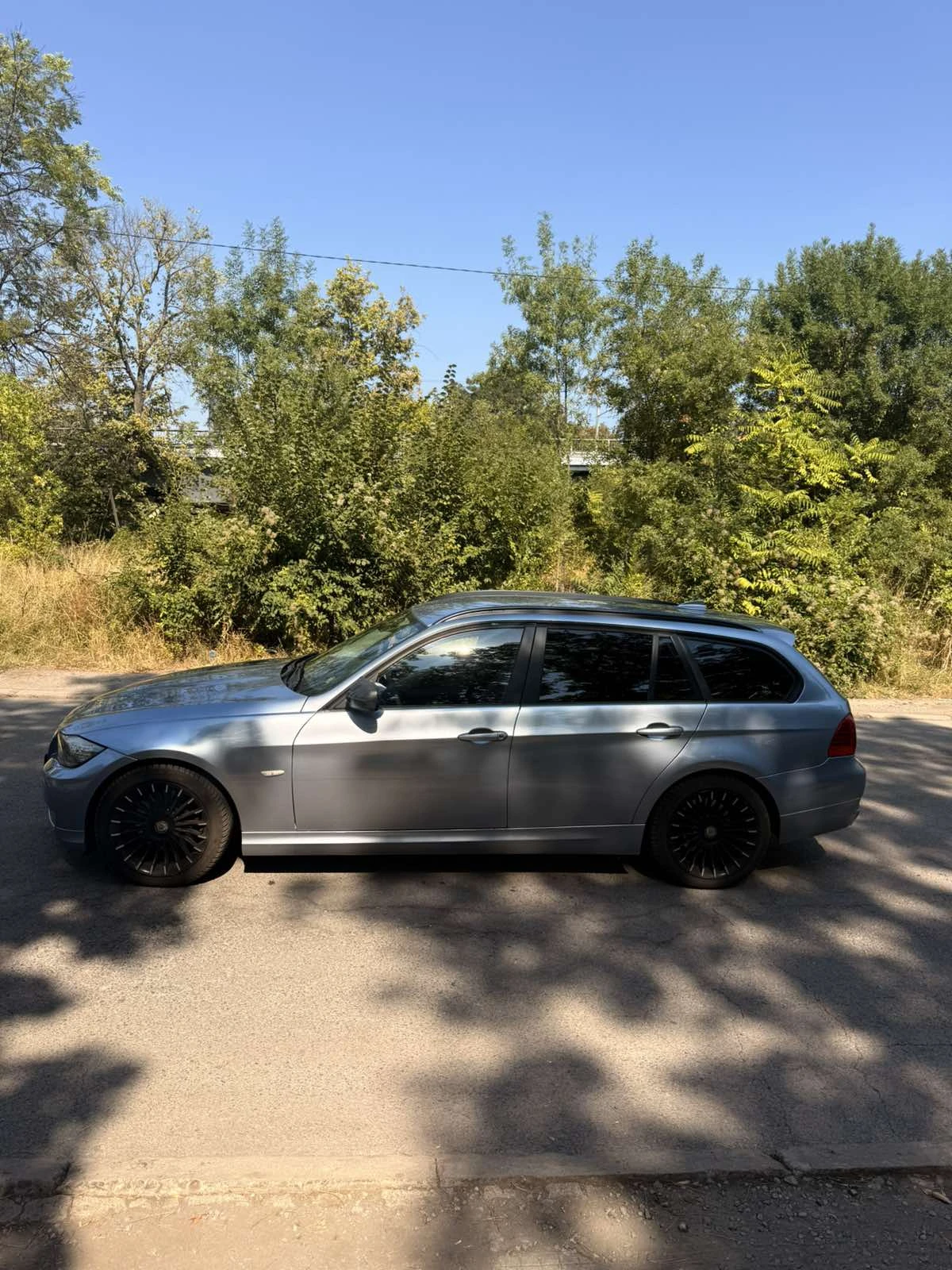 BMW 320, снимка 6 - Автомобили и джипове - 56032533