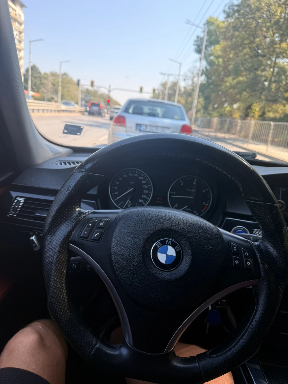 BMW 320, снимка 7 - Автомобили и джипове - 56032533