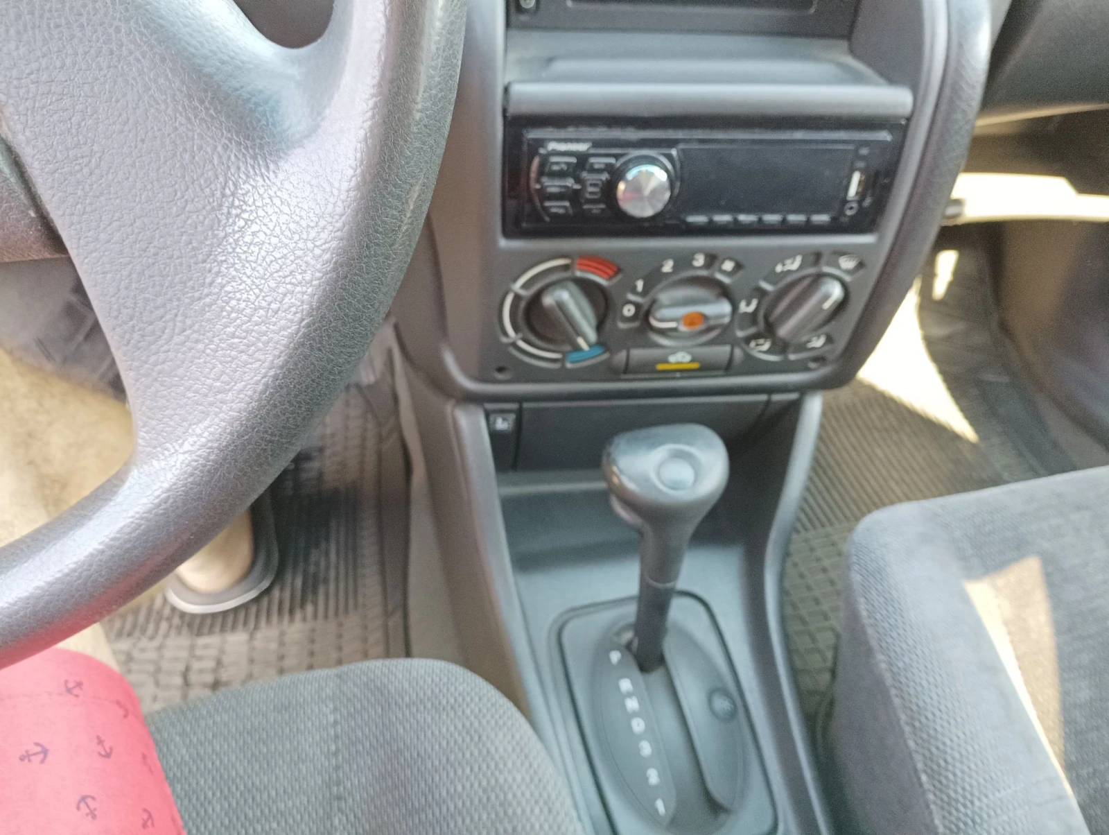 Opel Astra, снимка 2 - Автомобили и джипове - 56132431