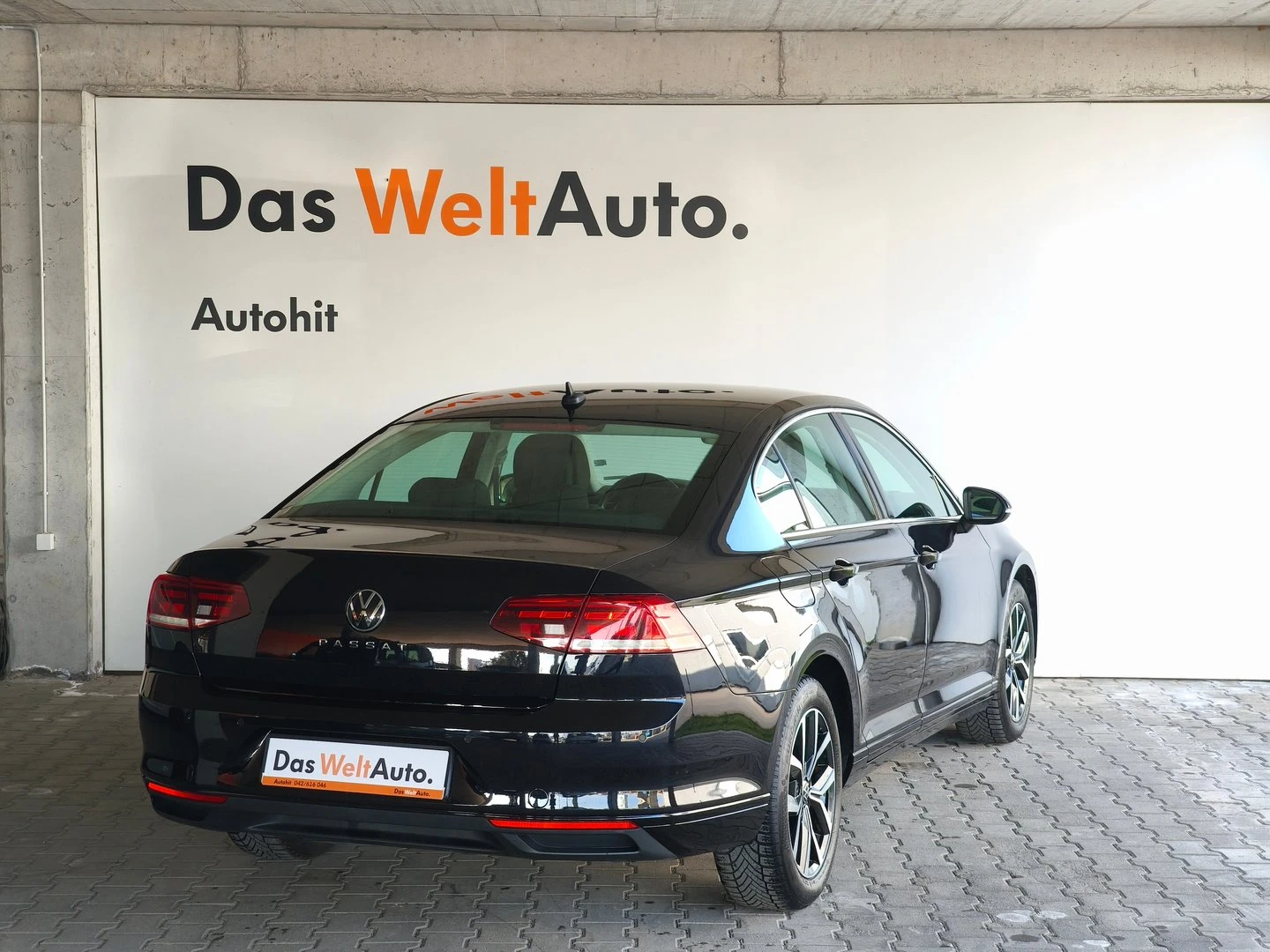 VW Passat, снимка 2 - Автомобили и джипове - 56420391