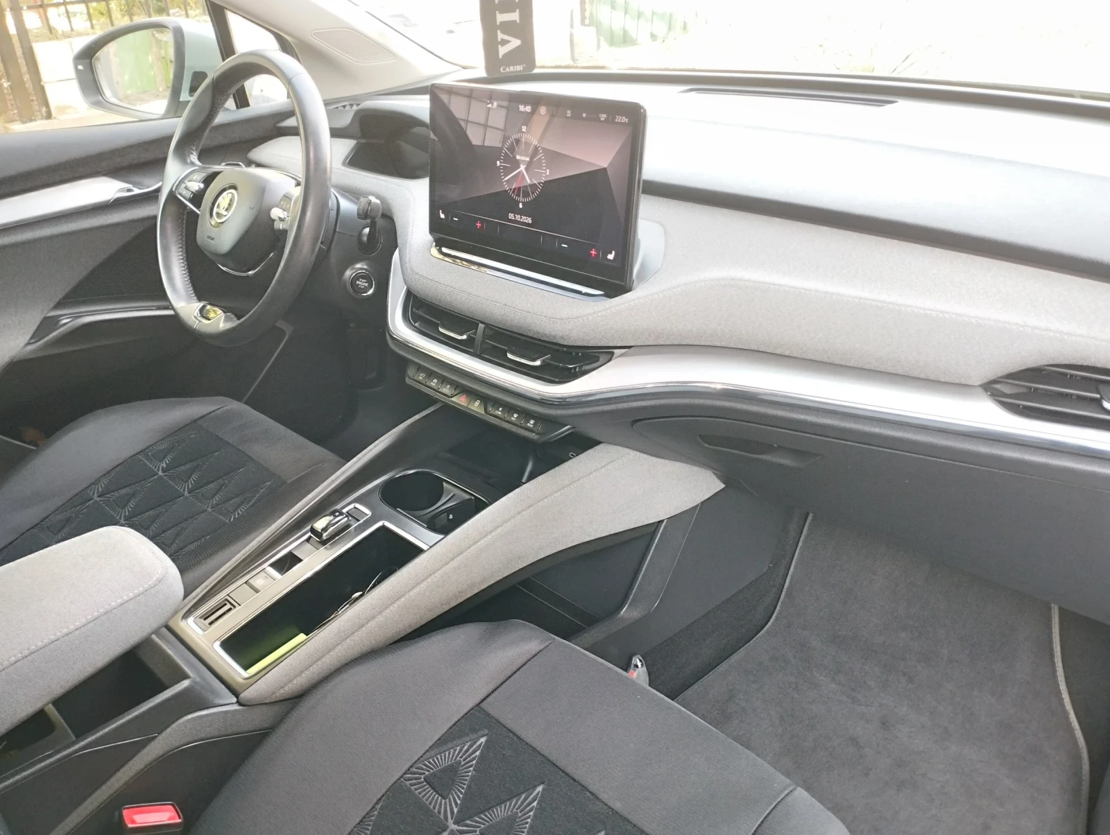 Skoda Enyaq, снимка 12 - Автомобили и джипове - 56362559