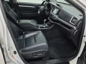 Toyota Highlander Hybrid XLE * * Черен Салон * * Carfax * * Carfax *, снимка 12