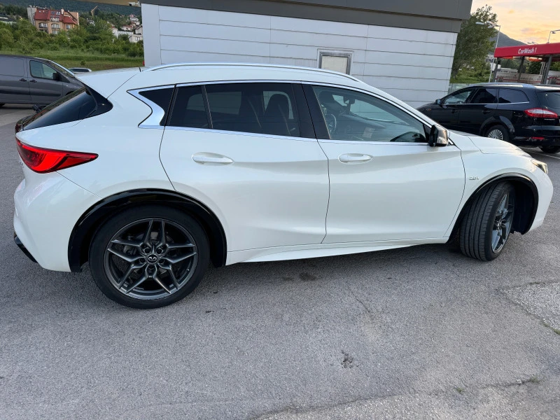 Infiniti Q30 Q30S 4x4 2.0T, снимка 3 - Автомобили и джипове - 47210638