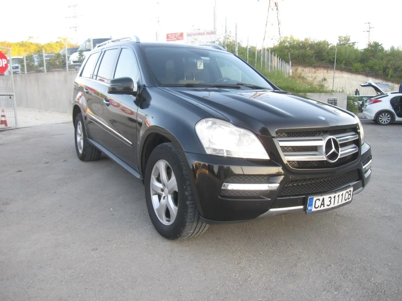 Mercedes-Benz GL 350 4 Matic 7места, снимка 2 - Автомобили и джипове - 46725681