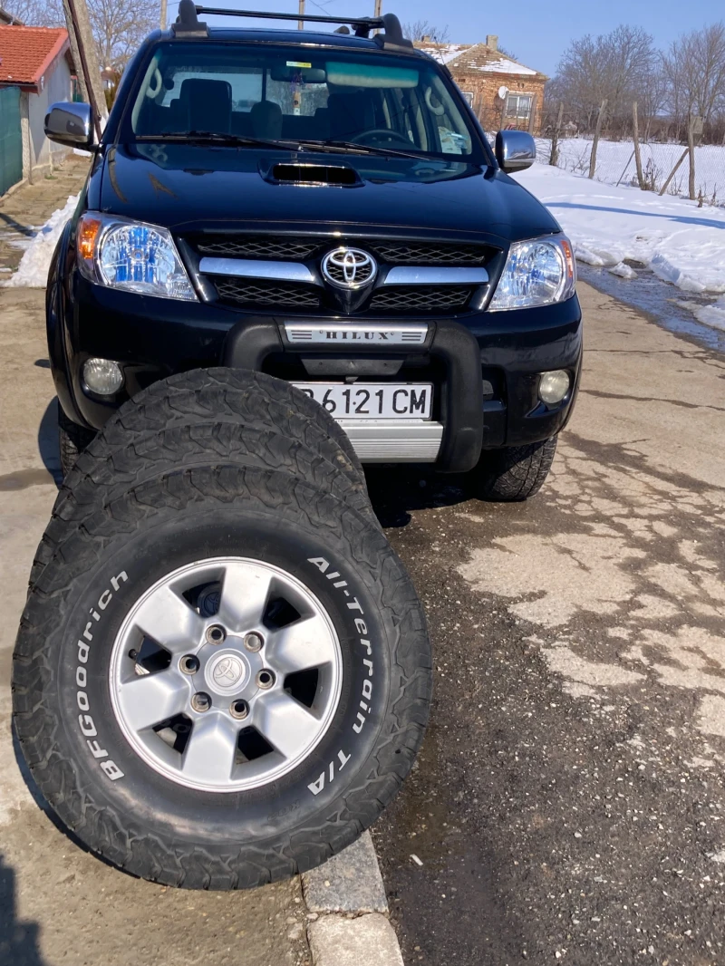 Toyota Hilux, снимка 3 - Автомобили и джипове - 49291946