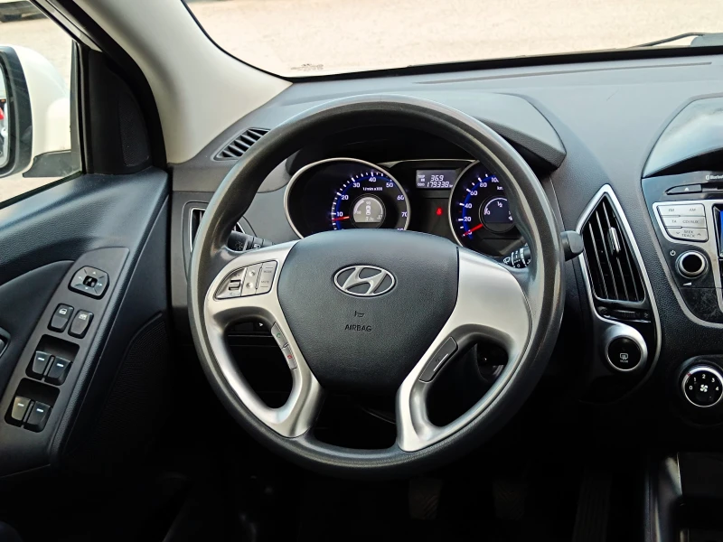 Hyundai IX35 1.6 i ГАЗ* 6 скорости* НОВ ВНОС* EURO 5* , снимка 12 - Автомобили и джипове - 51169581