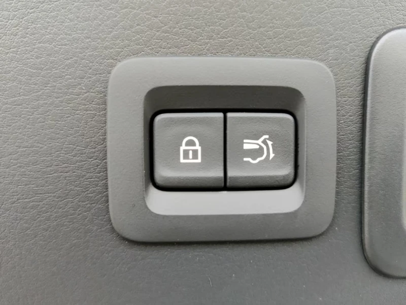 Mazda CX-30 2.5/HOMURA/140HP/LED/NAVI/HEAD-UP/VCONTROL/679f, снимка 7 - Автомобили и джипове - 51533157