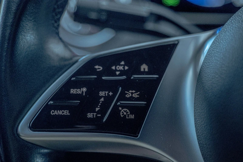 Mercedes-Benz EQE 350+ /Advanced Plus/Burmester/Камера 360/AMG Line/, снимка 8 - Автомобили и джипове - 52541052