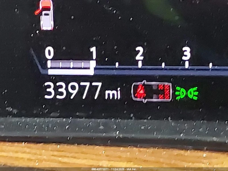 Cadillac Escalade 6.2L V-8 DI, VVT, 420HP 4X4 Drive, снимка 7 - Автомобили и джипове - 52939833