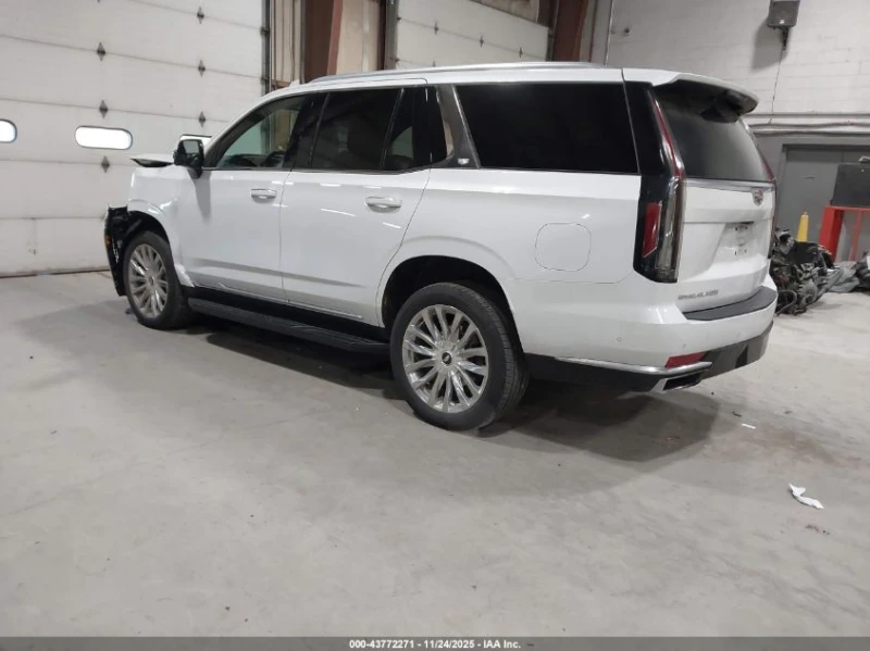 Cadillac Escalade 6.2L V-8 DI, VVT, 420HP 4X4 Drive, снимка 10 - Автомобили и джипове - 52939833