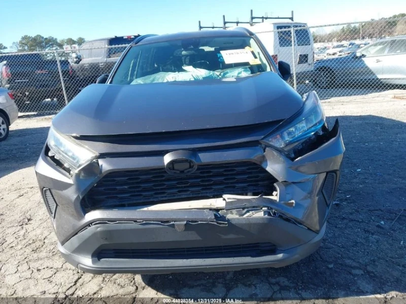 Toyota Rav4 LE, снимка 6 - Автомобили и джипове - 53203177