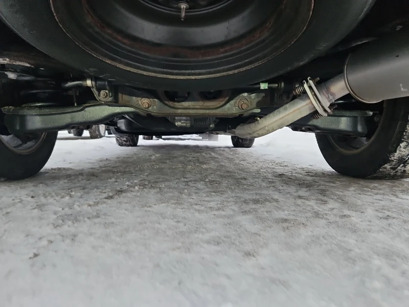 Toyota Highlander Hybrid XLE * * Черен Салон * * Carfax * * Carfax *, снимка 14 - Автомобили и джипове - 53436304