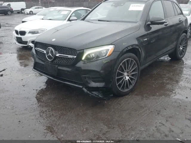 Mercedes-Benz GLC 43 AMG 4MATIC, снимка 3 - Автомобили и джипове - 53025024