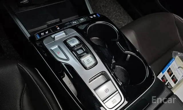 Hyundai Tucson * NX4* 2WD* , снимка 5 - Автомобили и джипове - 54962002