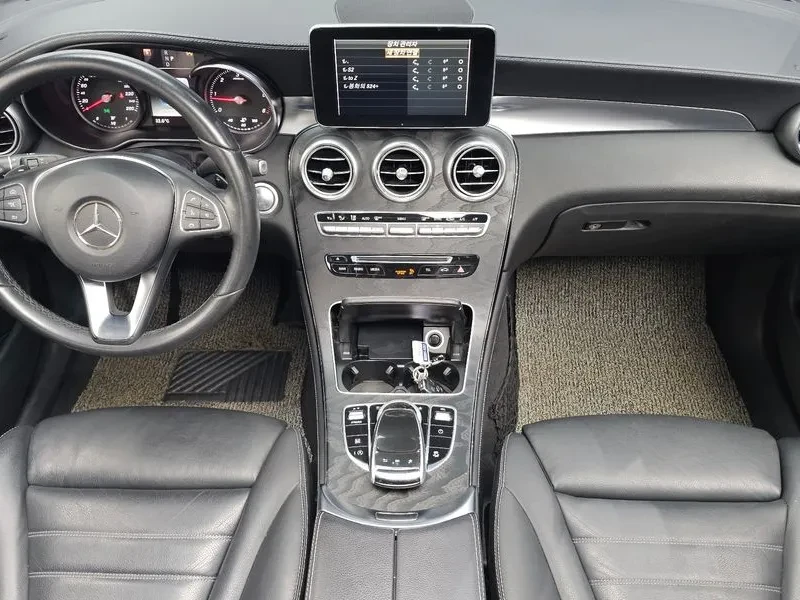 Mercedes-Benz GLC 220 4MATIC - САМО 30% АВАНС, снимка 7 - Автомобили и джипове - 56005604
