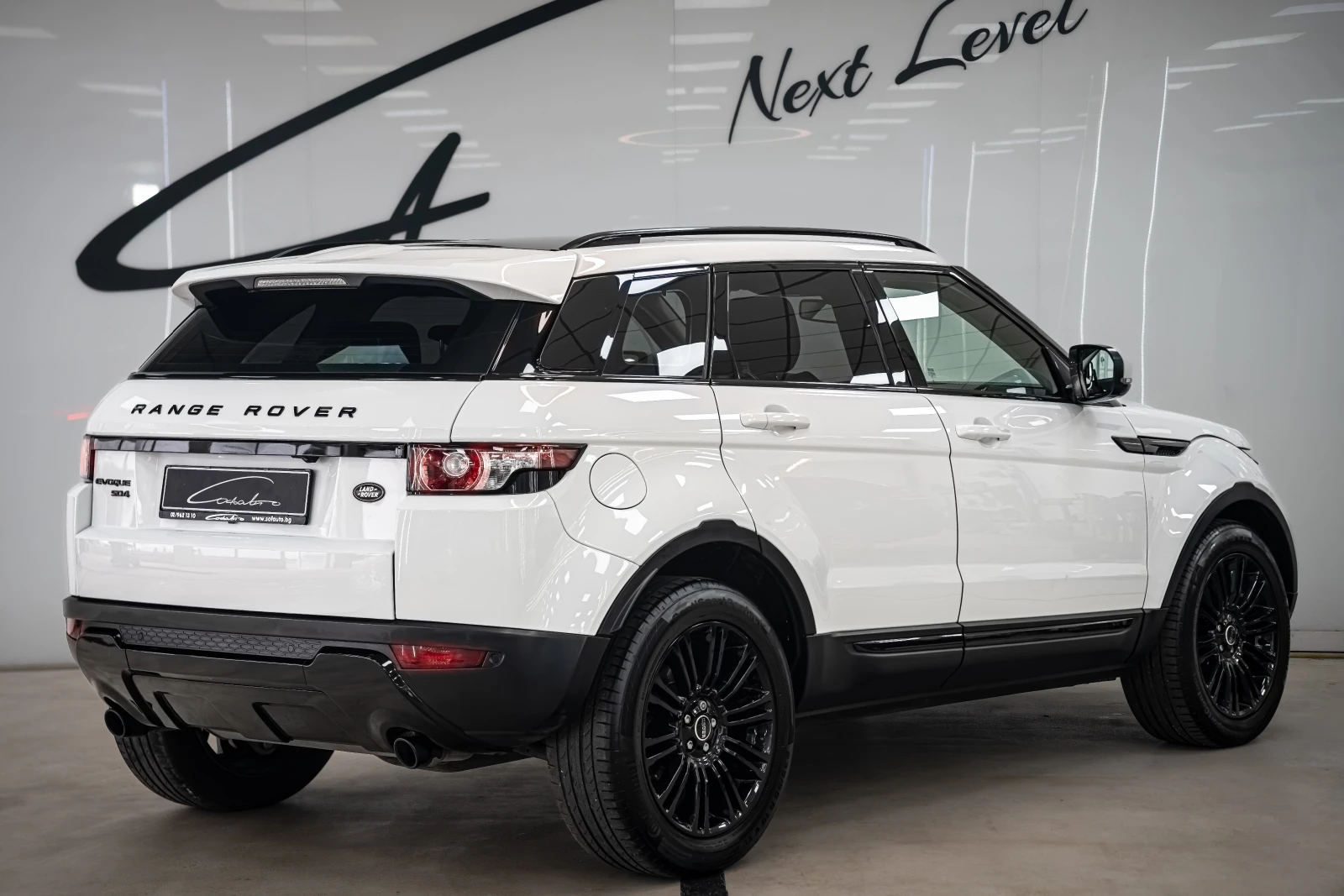 Land Rover Range Rover Evoque 2.2 SD4 AWD - изображение 5