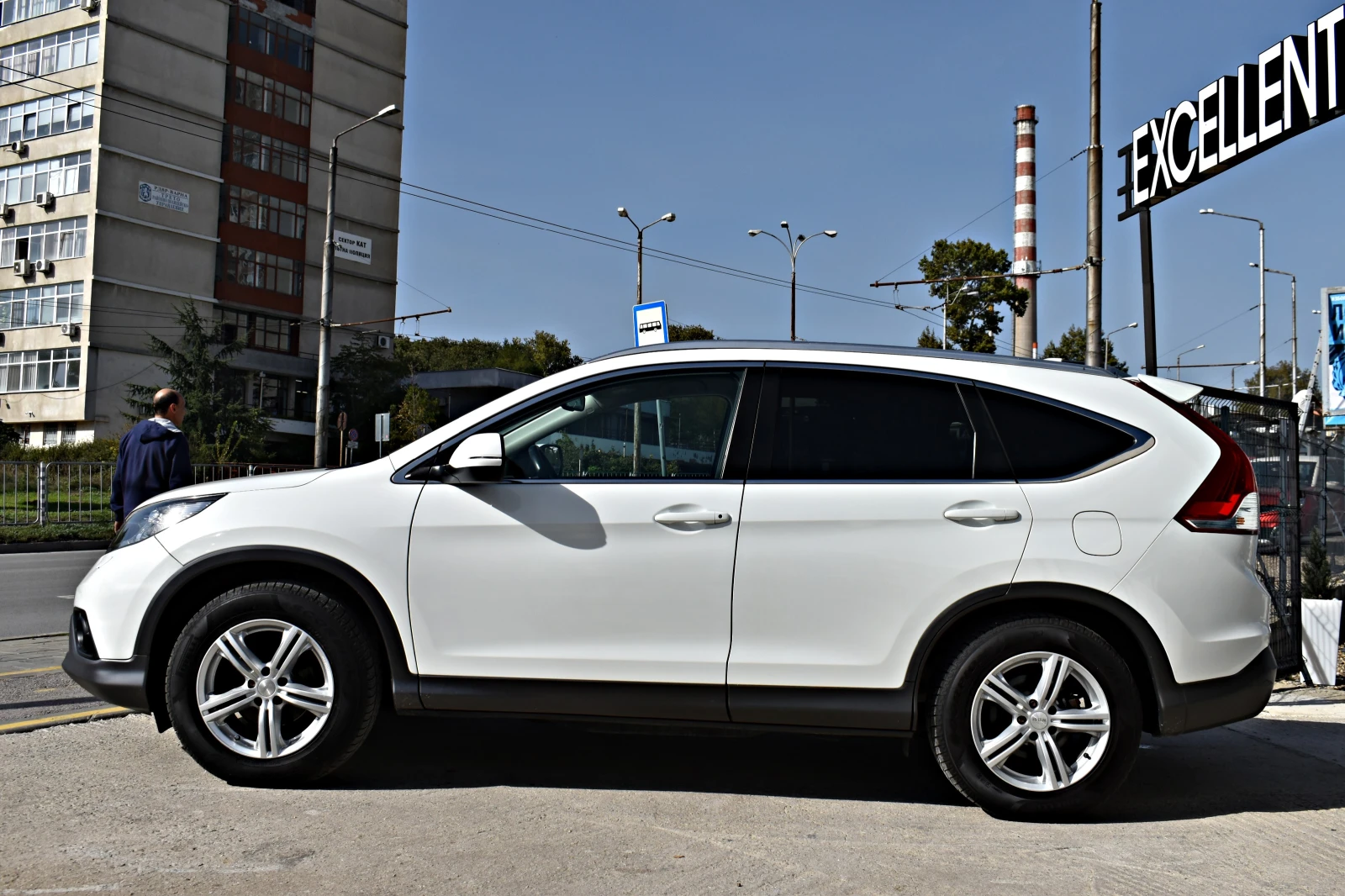 Honda Cr-v 2.0i* 4x4* LED - изображение 3