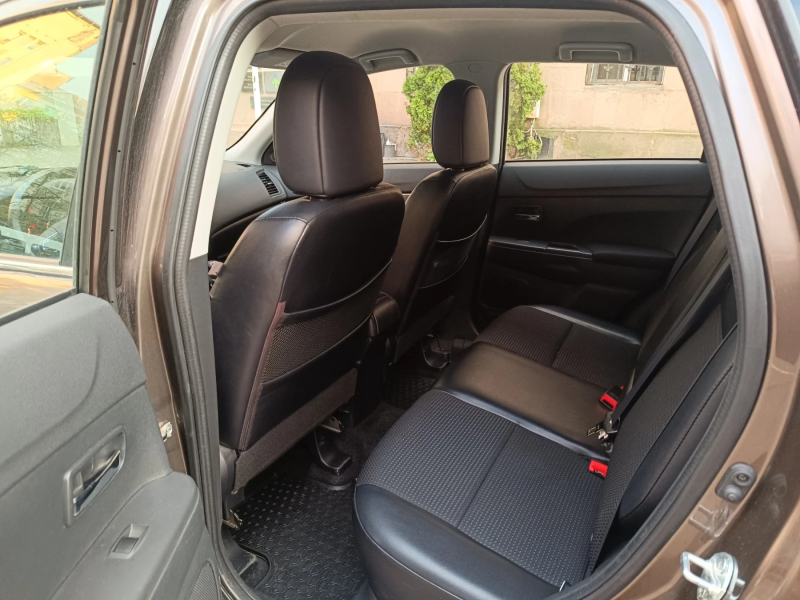 Citroen C4 AIRCROSS 1.6hdi 4x4 - изображение 9