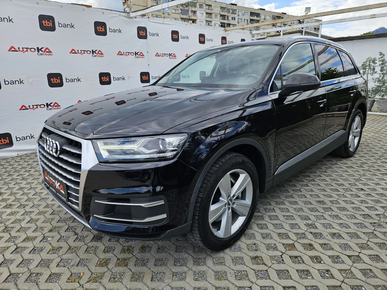 Audi Q7 3.0TDI-272кс= 7МЕСТА= ПАНО= ТV= CAR PLAY - изображение 6