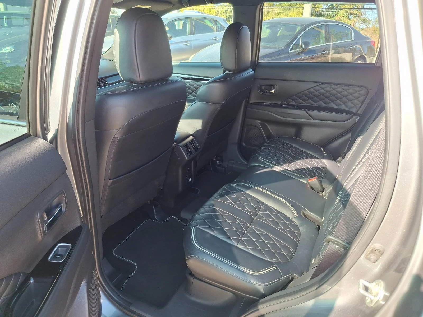 Mitsubishi Outlander 2.4 Phev | Mobile.bg   13