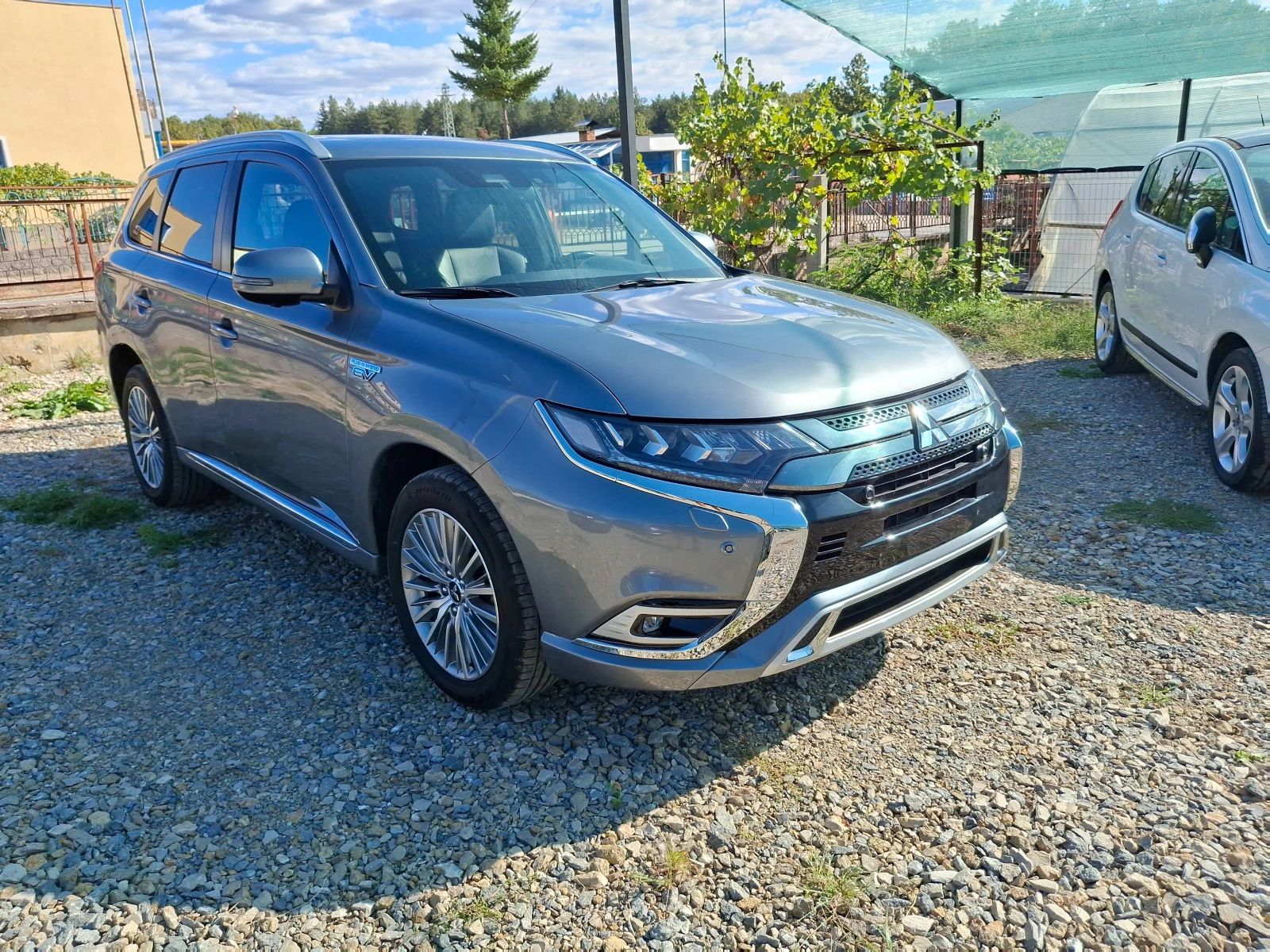 Mitsubishi Outlander 2.4 Phev | Mobile.bg   1