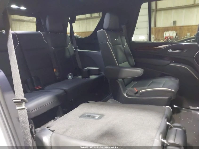 Cadillac Escalade 6.2L V-8 DI, VVT, 420HP 4X4 Drive | Mobile.bg � ����������� 15