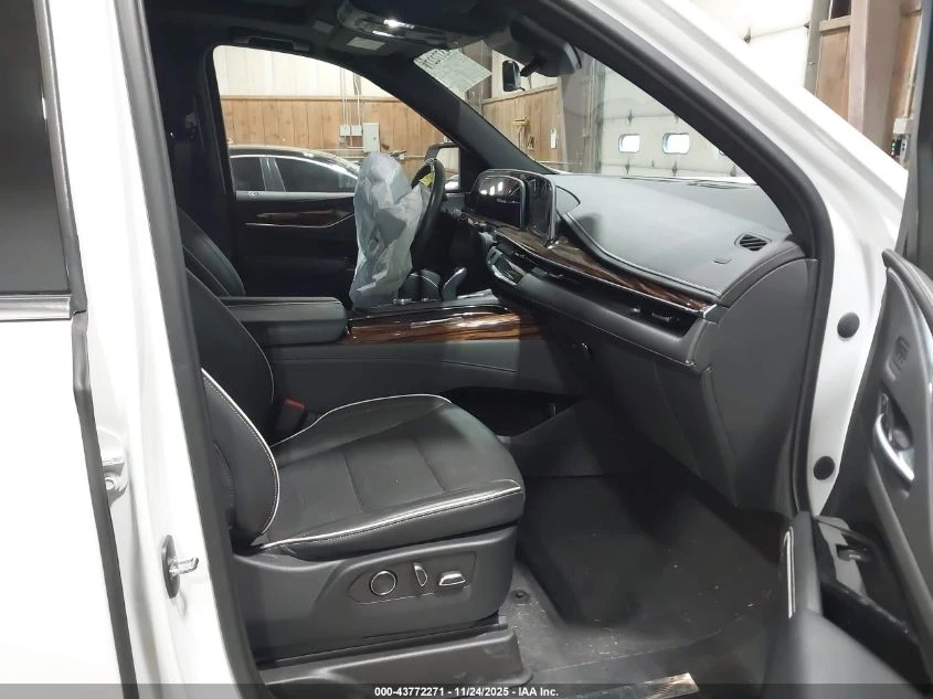 Cadillac Escalade 6.2L V-8 DI, VVT, 420HP 4X4 Drive | Mobile.bg � ����������� 12