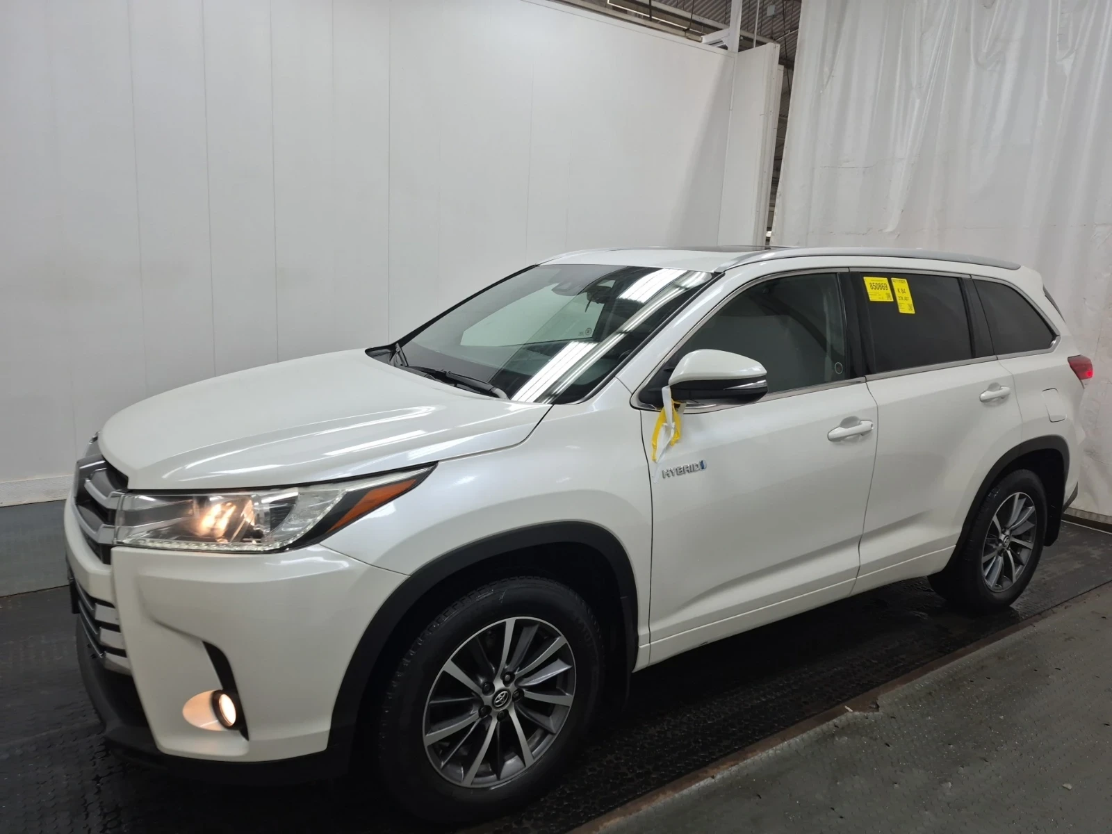 Toyota Highlander Hybrid XLE * * ����� ����� * * Carfax * * Carfax * | Mobile.bg � ����������� 2