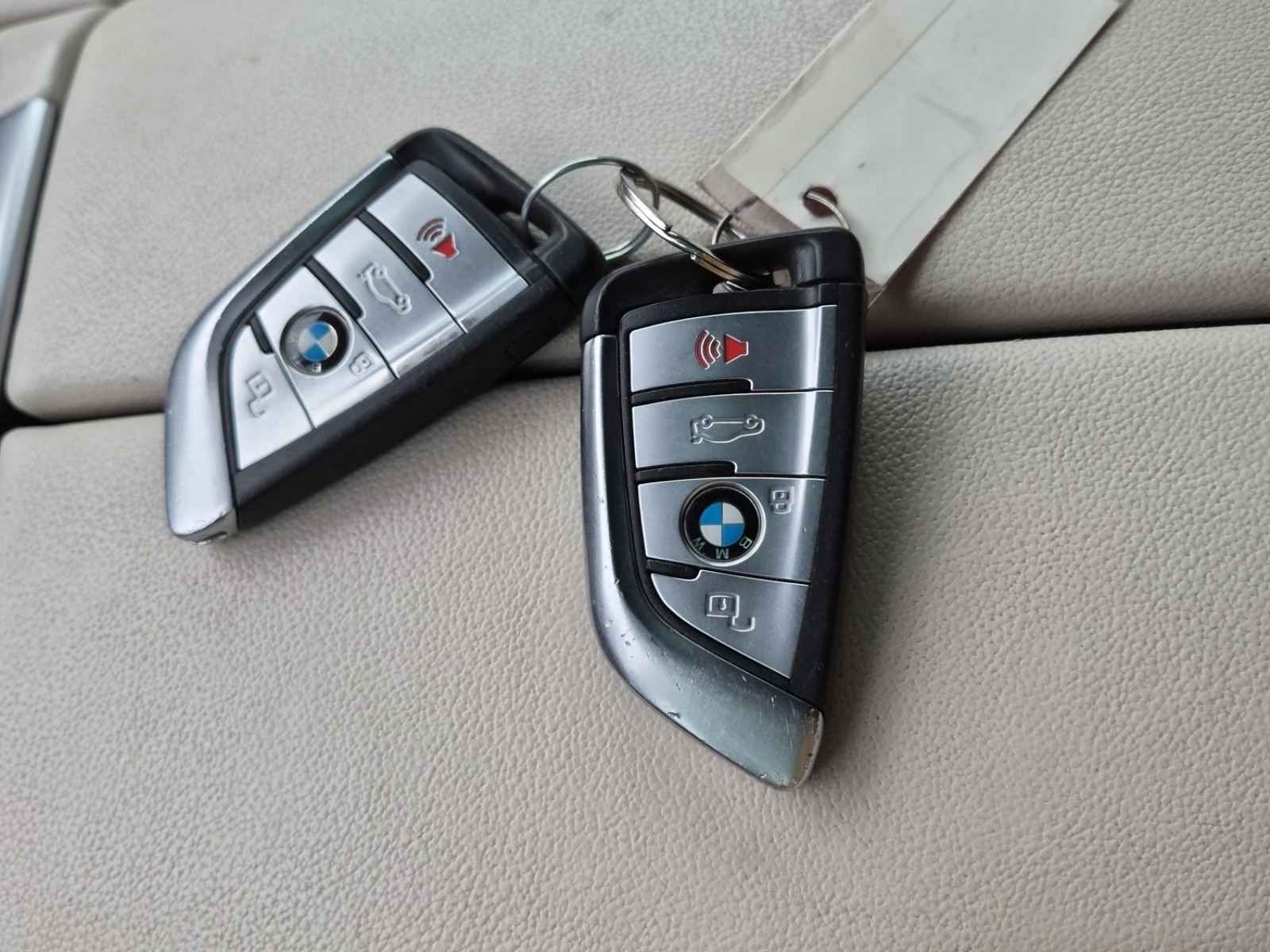 BMW X5 xDrive40i, снимка 13 - Автомобили и джипове - 54426606