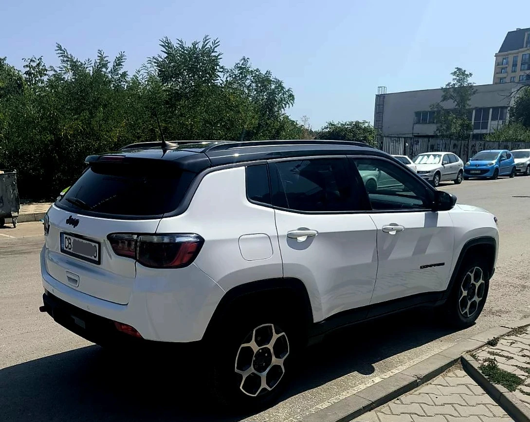 Jeep Compass Trailhawk, снимка 2 - Автомобили и джипове - 54567932