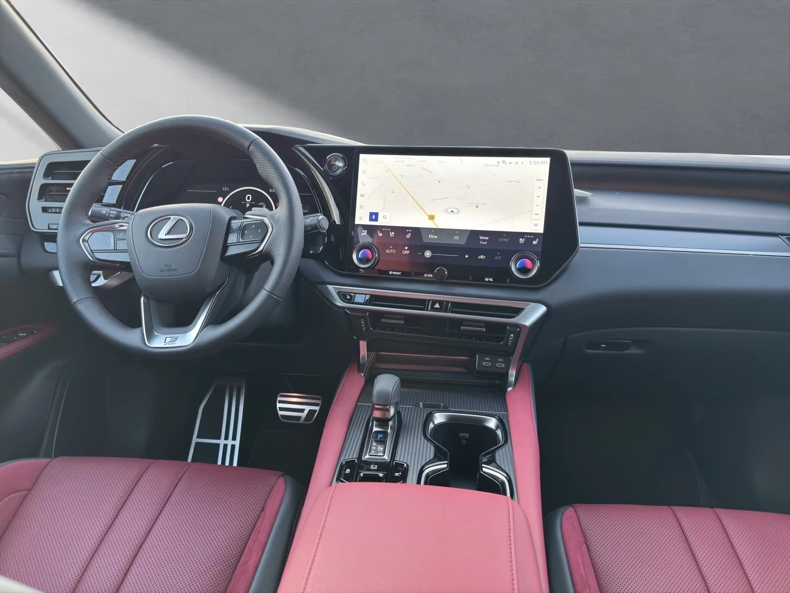 Lexus RX 500h F-SPORT/371HP/PANO/4X4/HUD/360/KLESS/488z, снимка 10 - Автомобили и джипове - 54931497