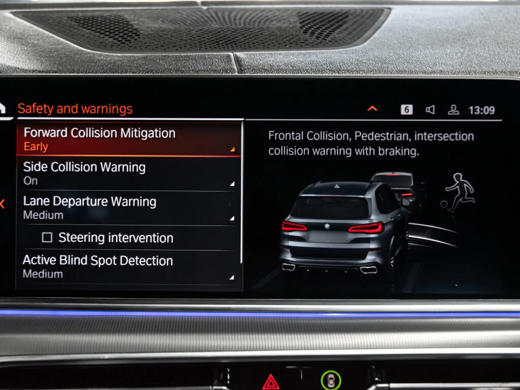BMW X5 40i* M-SPORT* LASER* DISTRONIC* HARMAN* 360 CAM, снимка 12 - Автомобили и джипове - 55058307