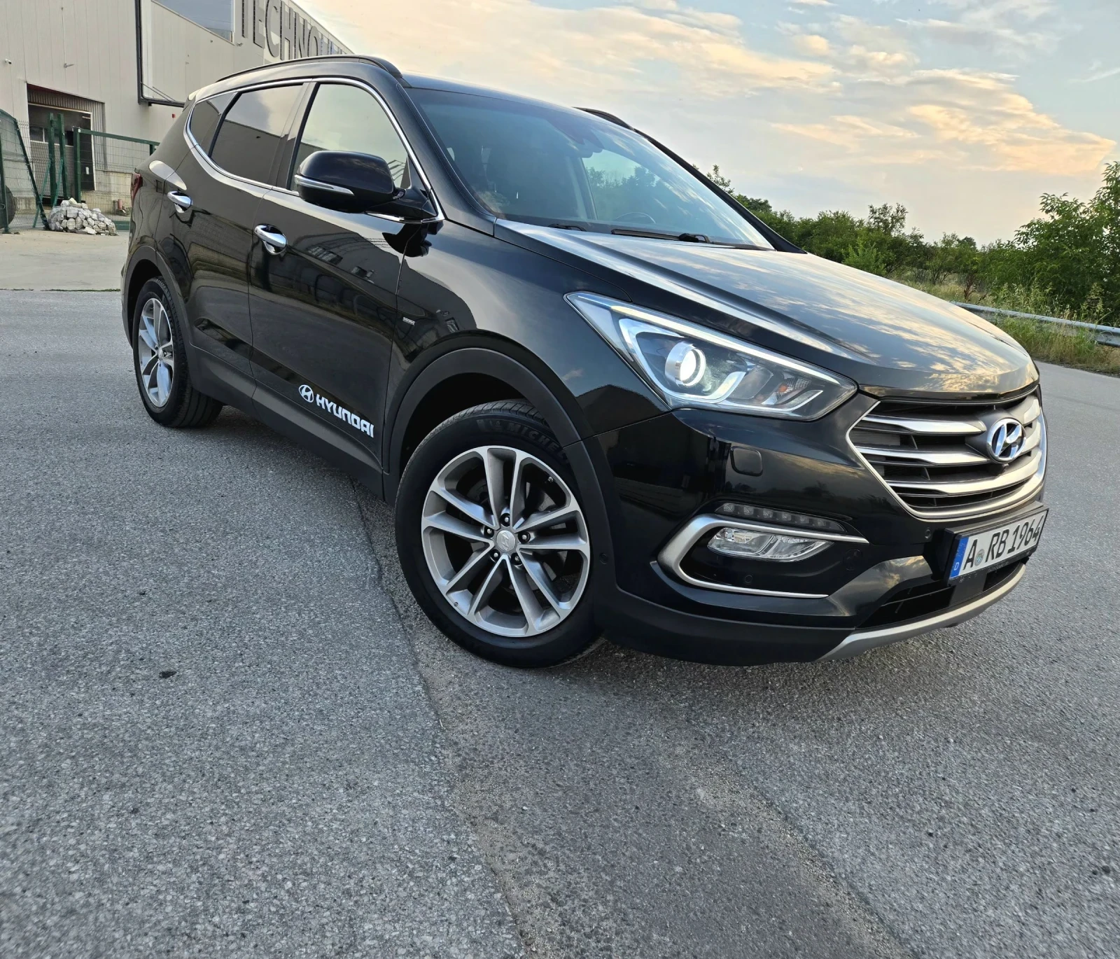Hyundai Santa fe LIMITED EDITION 2.2CRDI 4WD 200кс 2017г.360 КАМЕРИ, снимка 3 - Автомобили и джипове - 55149645