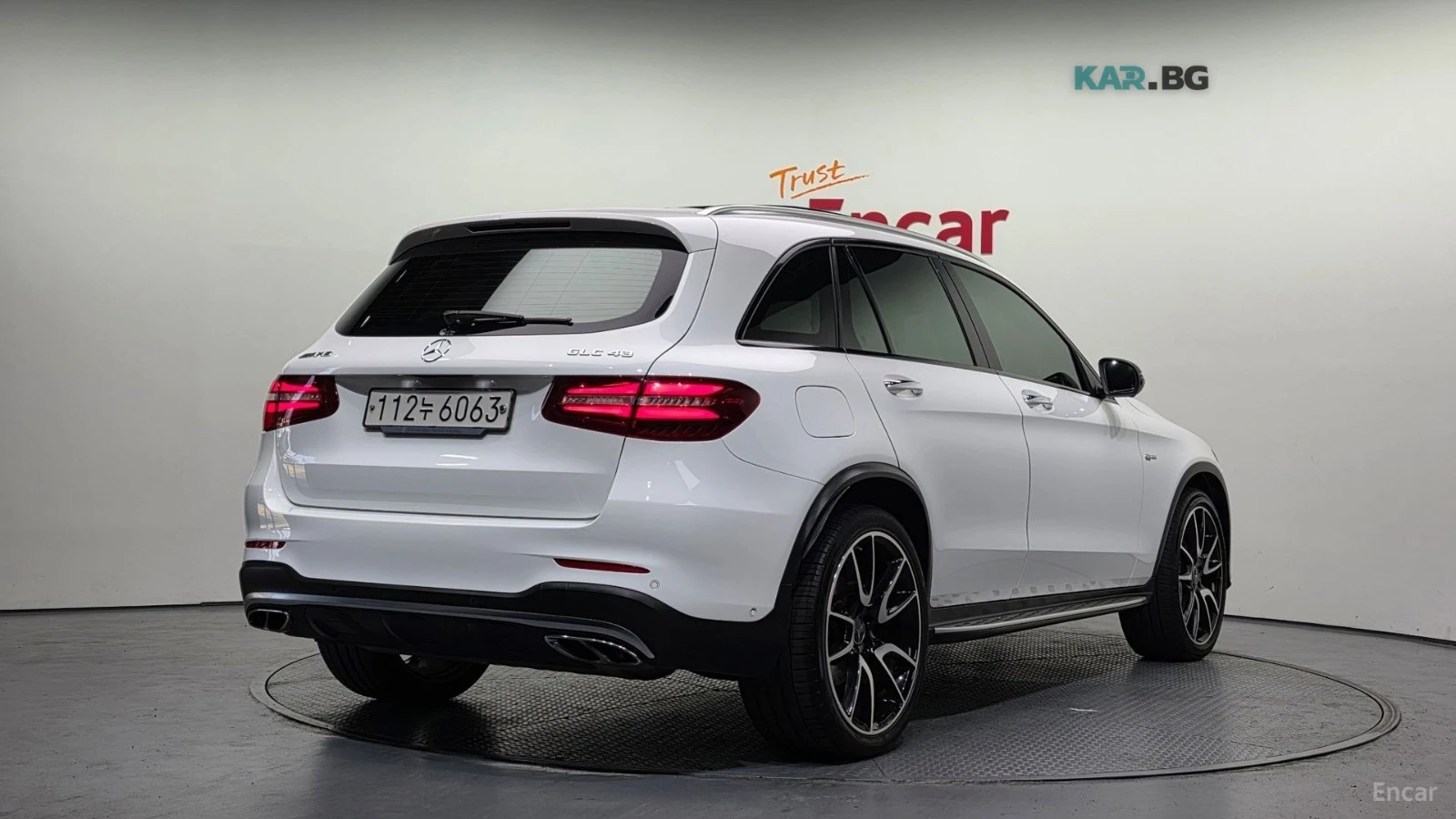 Mercedes-Benz GLC 43 4MATIC* КОЖА* НАВИ* ПАНО* 360* HUD, снимка 2 - Автомобили и джипове - 55333721