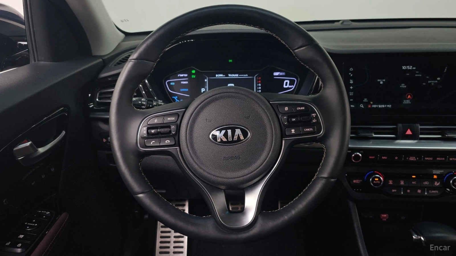 Kia Niro HYBRID* NOBLESSE* ПОДГРЕВ* ОБДУХВАНЕ* КАМЕРА* , снимка 12 - Автомобили и джипове - 55465860