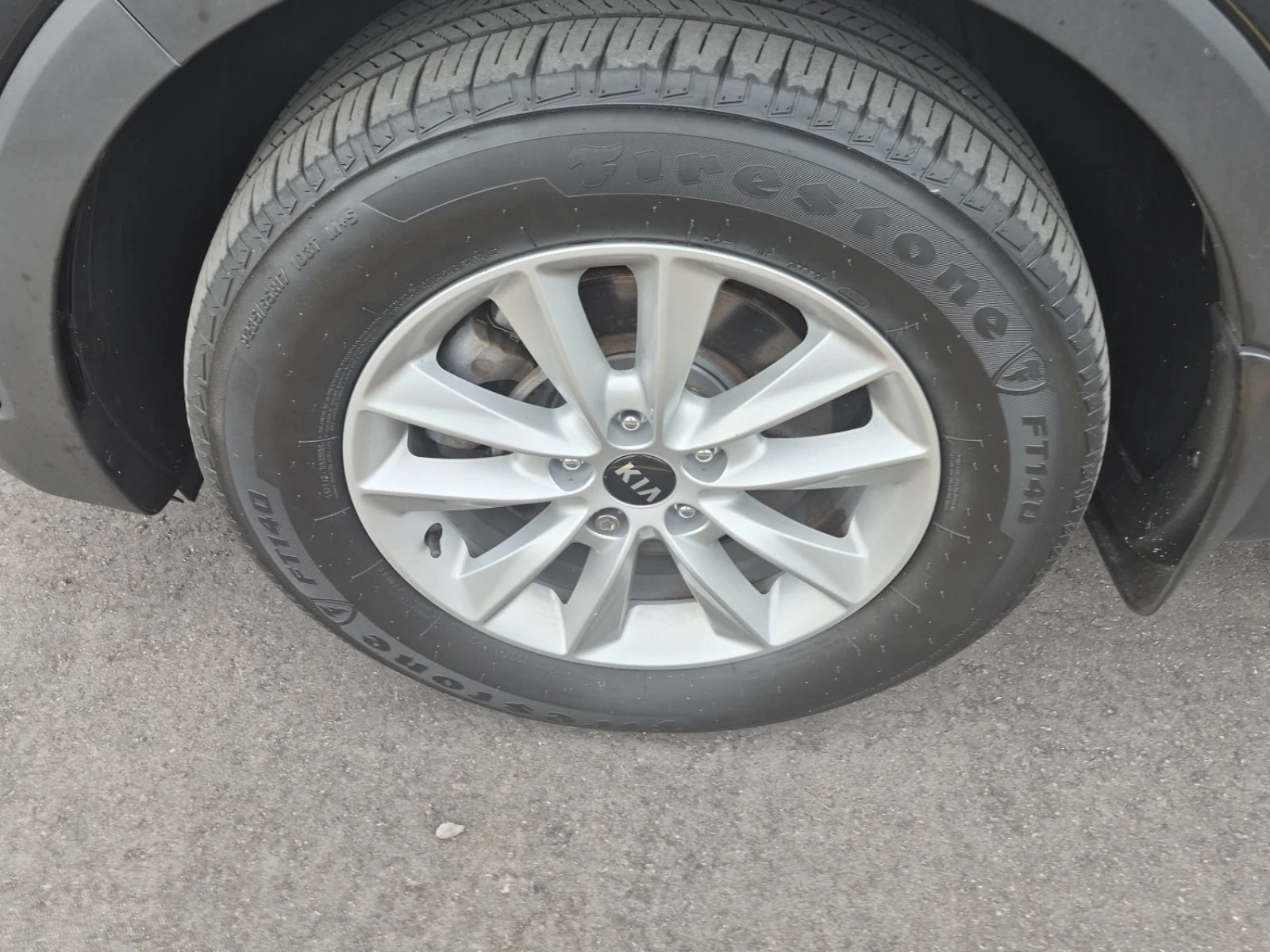 Kia Sorento * LX * CARFAX * ПОДГРЕВ, снимка 6 - Автомобили и джипове - 56096684