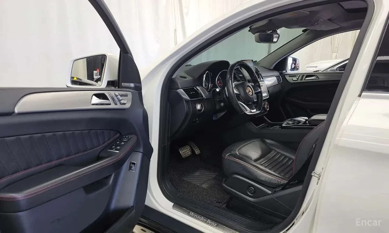 Mercedes-Benz GLE 350 d 4MATIC Coupe * 360 * Панорама * , снимка 6 - Автомобили и джипове - 56317905