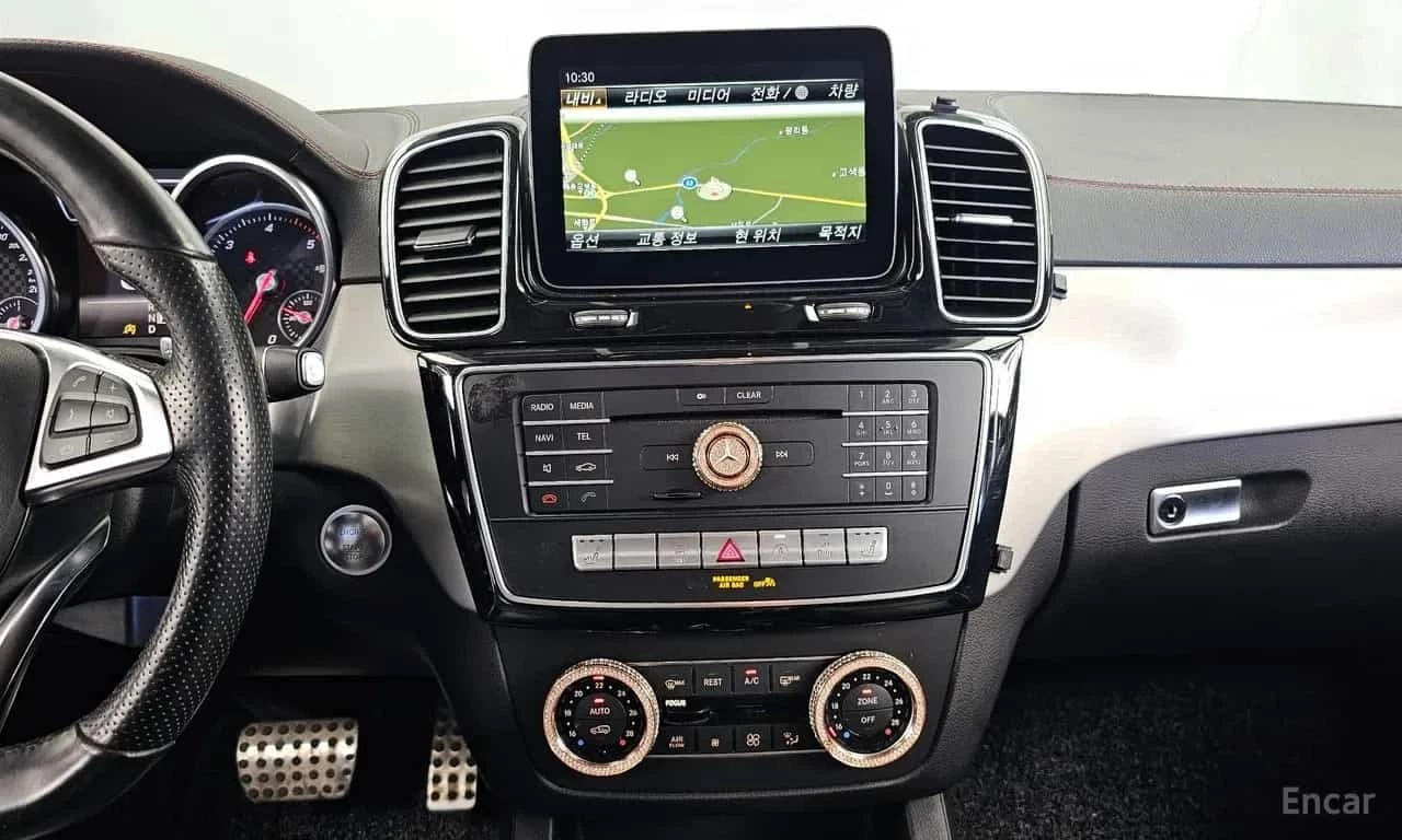 Mercedes-Benz GLE 350 d 4MATIC Coupe * 360 * Панорама * , снимка 9 - Автомобили и джипове - 56317905