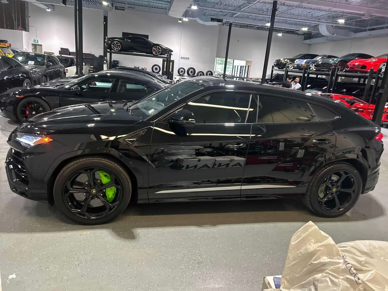Lamborghini Urus * CARFAX * ���������� ��� ������������ ������ *  | Mobile.bg � ����������� 3