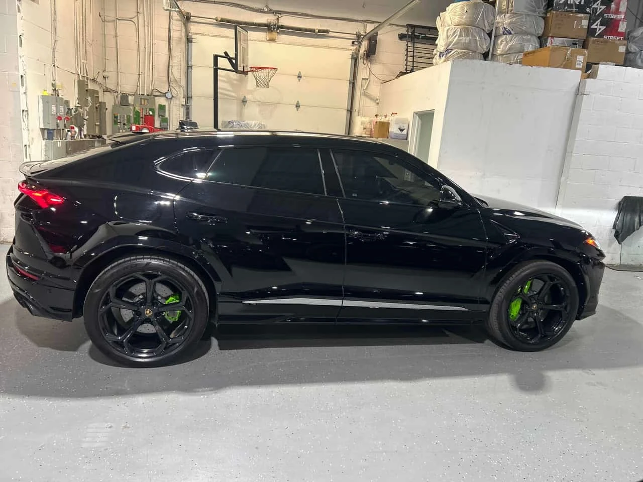 Lamborghini Urus * CARFAX * ���������� ��� ������������ ������ *  | Mobile.bg � ����������� 4